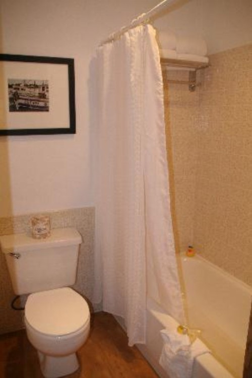River House Inn - image 26