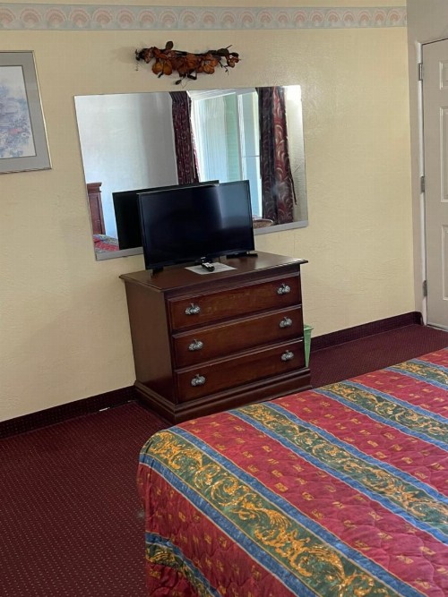 Villa West Motel - image 16