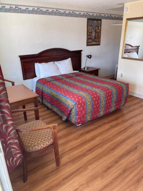 Villa West Motel - image 24