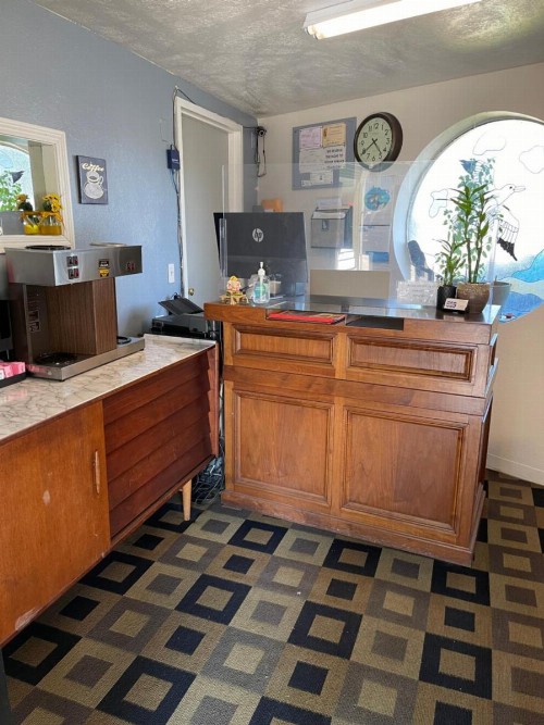 Villa West Motel - image 4