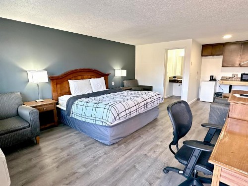 Florence Economy Inn - image 15