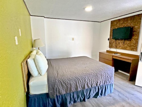 Florence Economy Inn - image 3