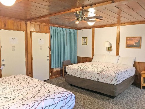 Park Motel and Cabins - image 6
