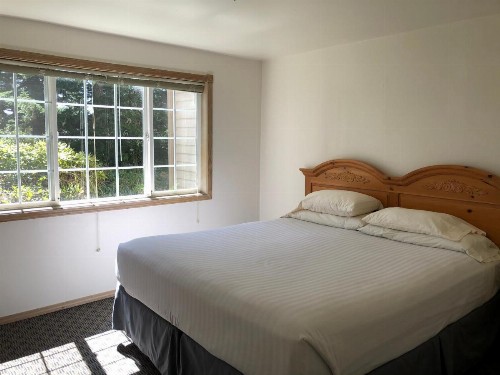 The Landmark Inn - image 21