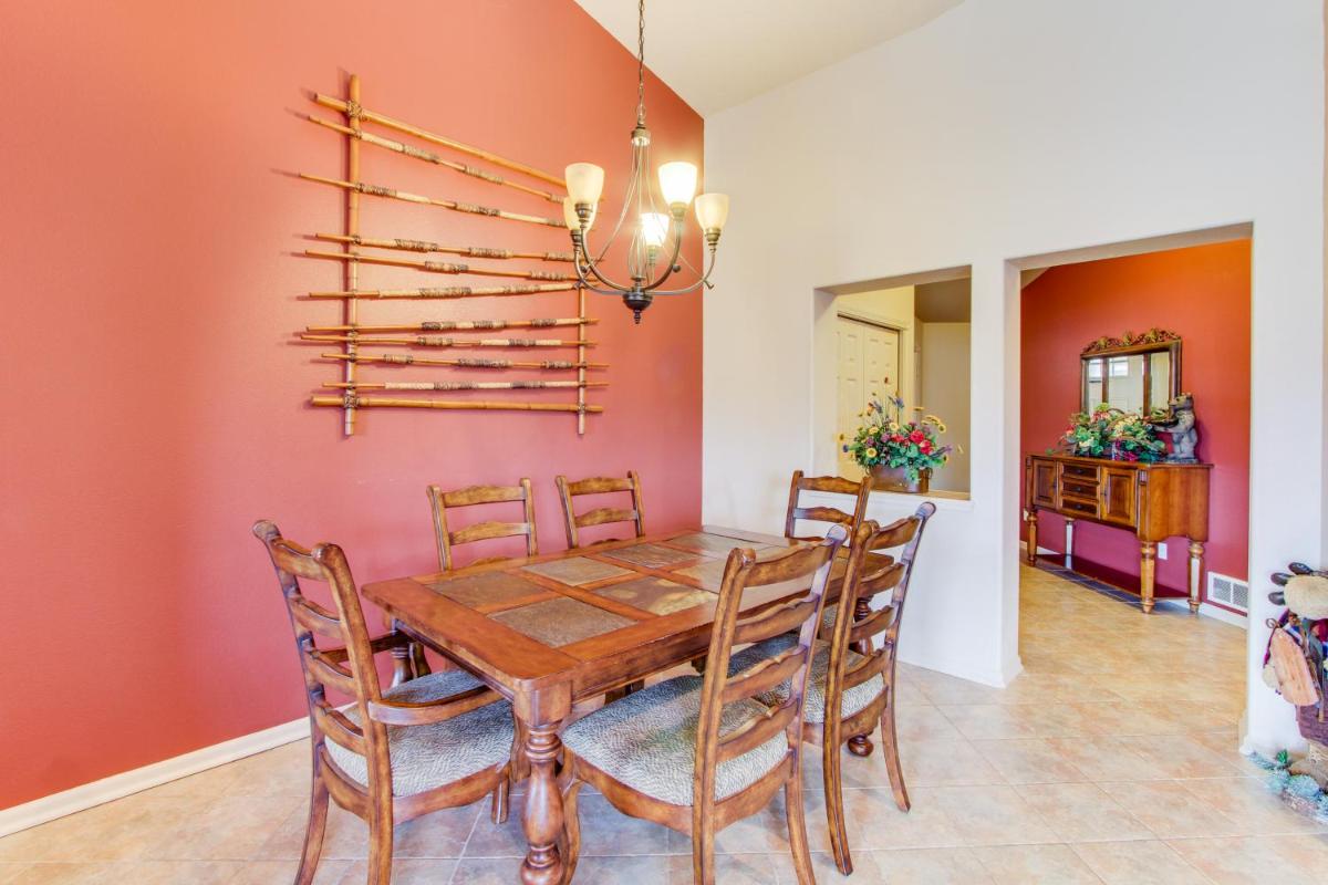 Lorees Riverview - image 7