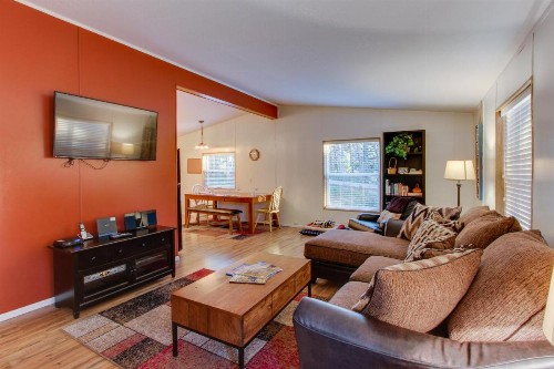 BLK Beach House - image 6