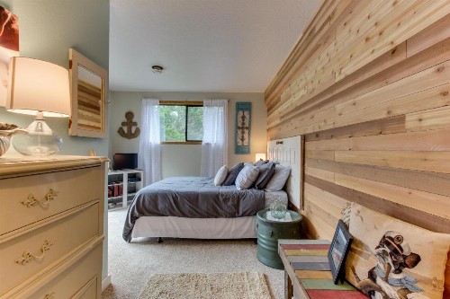 Salty Dog Lodge - image 10