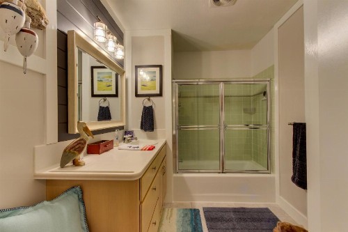 Salty Dog Lodge - image 9
