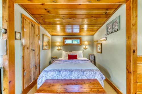 Fisherman's Cottage - image 10