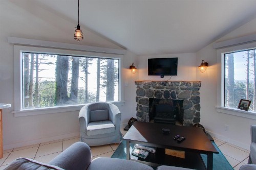 Shelley Family Cabin - image 8