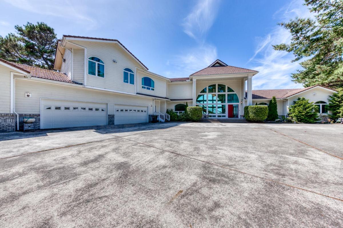 Riverfront Estate - main image