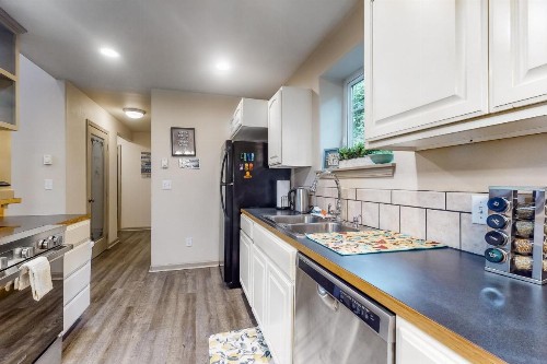 Mercer Creek Hideaway - image 10
