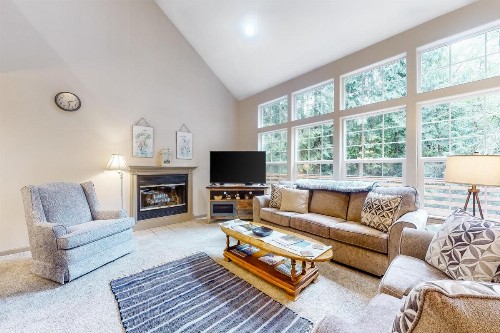 Mercer Creek Hideaway - image 6