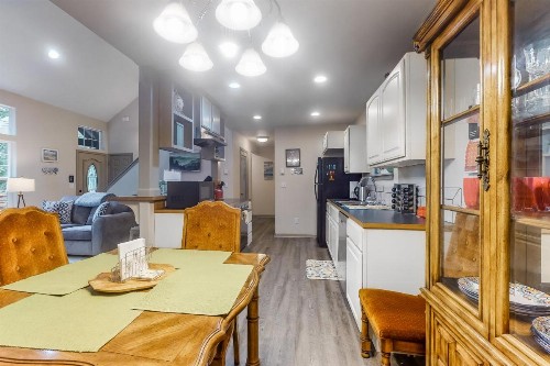 Mercer Creek Hideaway - image 7