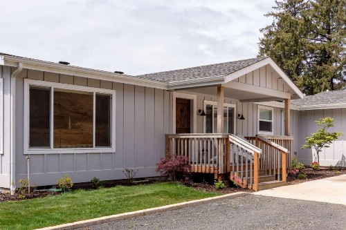 Lake Street Cottage - image 35