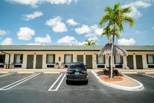 Travelodge by Wyndham Florida City/Homestead/Everglades - image 21