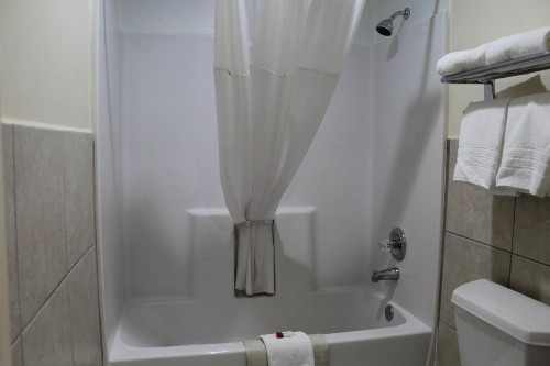 Travelodge by Wyndham Florida City/Homestead/Everglades - image 5