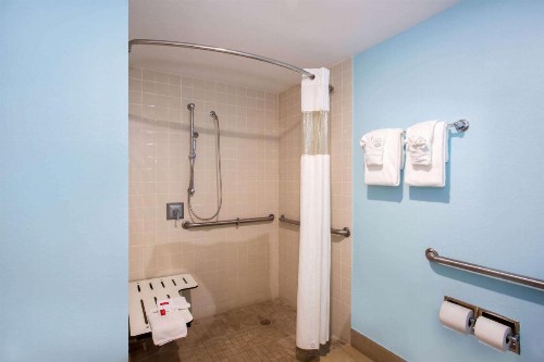 Days Inn by Wyndham Florida City - image 12