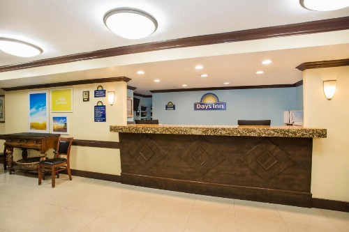 Days Inn by Wyndham Florida City - image 18