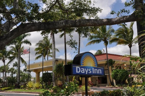 Days Inn by Wyndham Florida City - image 26