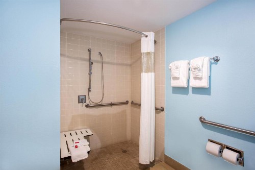 Days Inn by Wyndham Florida City - image 33