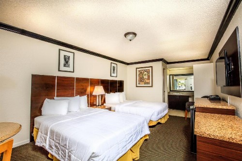 Budget Host Inn Florida City - image 14
