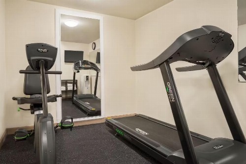 Baymont by Wyndham Florida City - image 19
