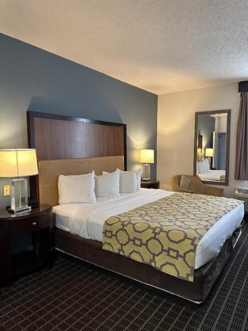 Baymont by Wyndham Florida City - image 48