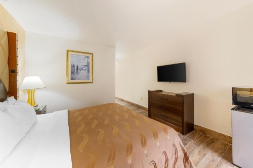 Quality Inn Florida City-Florida Keys Area - image 42