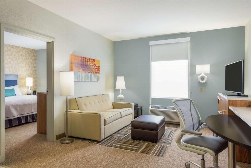 Home2 Suites by Hilton Florida City - image 20