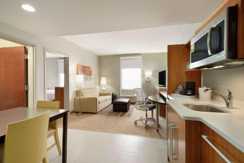 Home2 Suites by Hilton Florida City - image 22