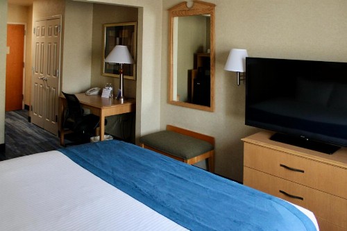 Marco LaGuardia Hotel & Suites - image 12