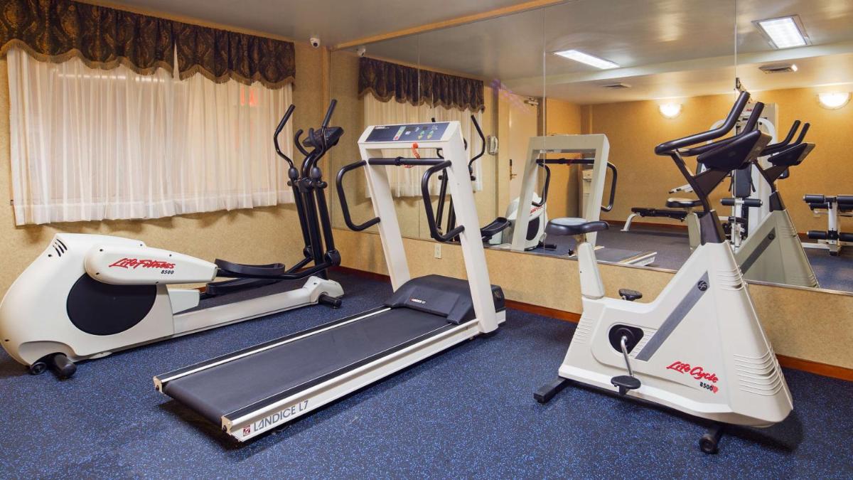 Best Western Queens Court - image 3