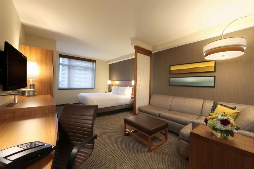 Hyatt Place Flushing/LGA Airport - image 6
