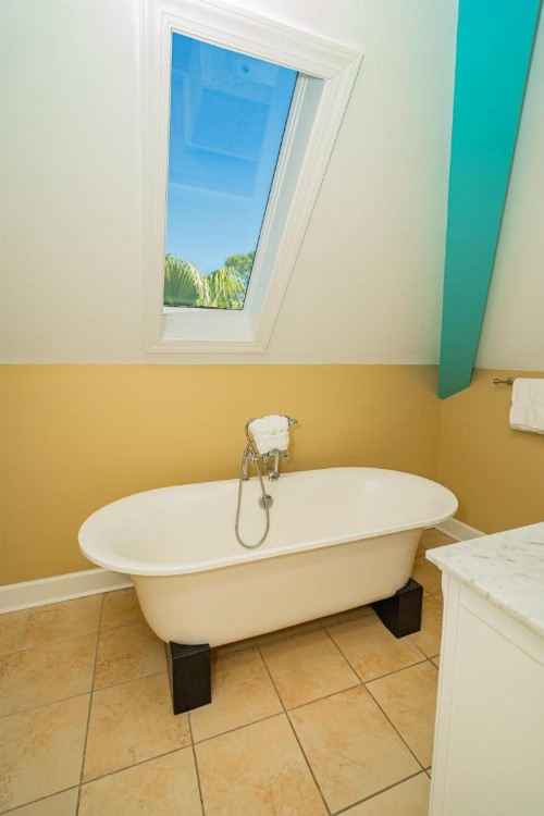 Water's Edge Inn - Adults Only - image 19