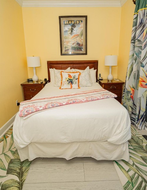Water's Edge Inn - Adults Only - image 3