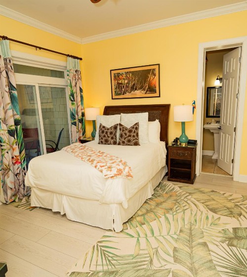 Water's Edge Inn - Adults Only - image 5