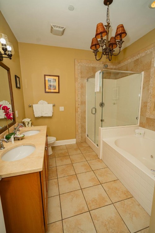 Water's Edge Inn - Adults Only - image 7
