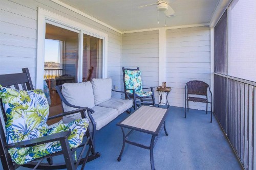 Turn of River Condo - image 36