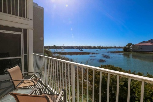Turn of River Condo - image 40