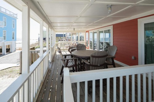 1709 E Ashley Bacon in the sun - image 10