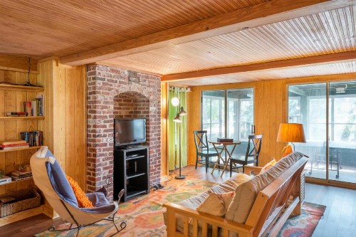 406 E ARCTIC - image 25