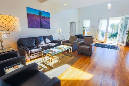 Sea Breeze Villa - image 31