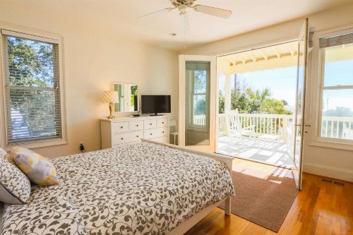 Sea Breeze Villa - image 33