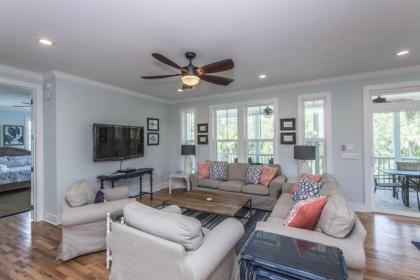 804 W Cooper