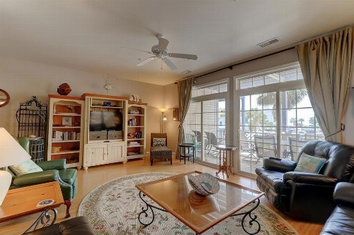 Beachwalk Villa 11 - image 1