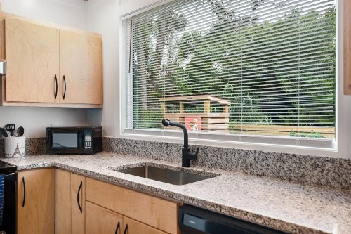 NEW Folly Vacation Listing 209 East Cottage near the beach - image 12