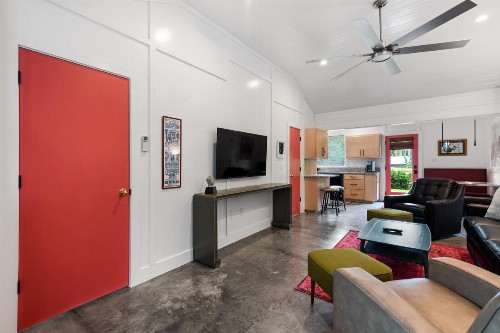 NEW Folly Vacation Listing 209 East Cottage near the beach - image 6