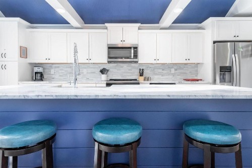 Brand NEW Folly Vacation Listing Beautiful Beach Cottage - image 6
