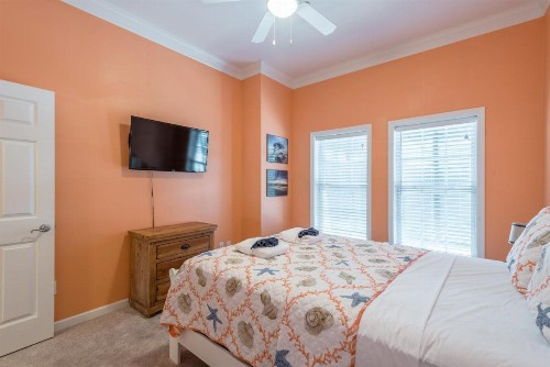 103 WATERS EDGE ~ 3Bed/3Bath Townhouse~ Pool~Fishing Dock - image 10